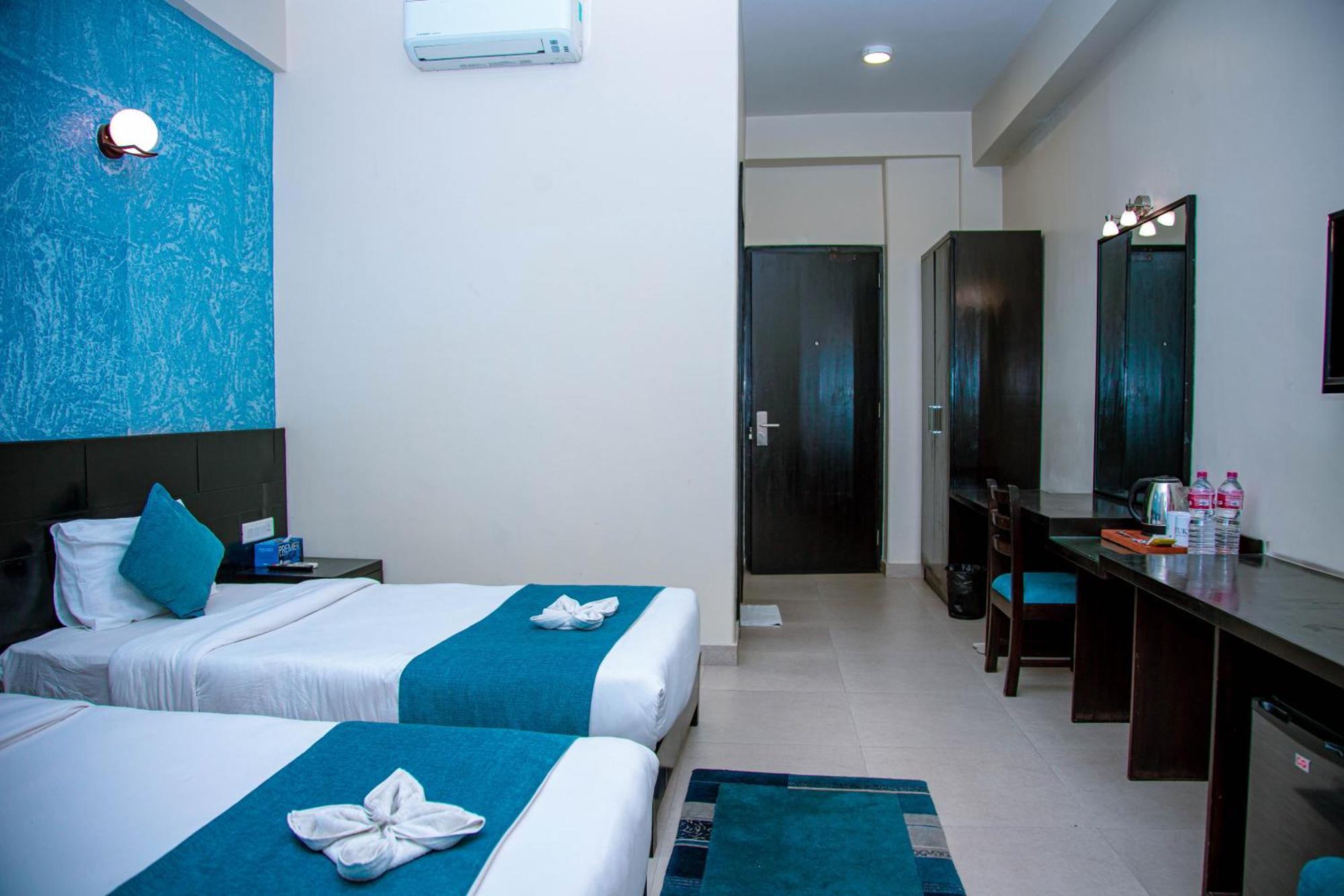 Tuki Resort Pokhara Extérieur photo