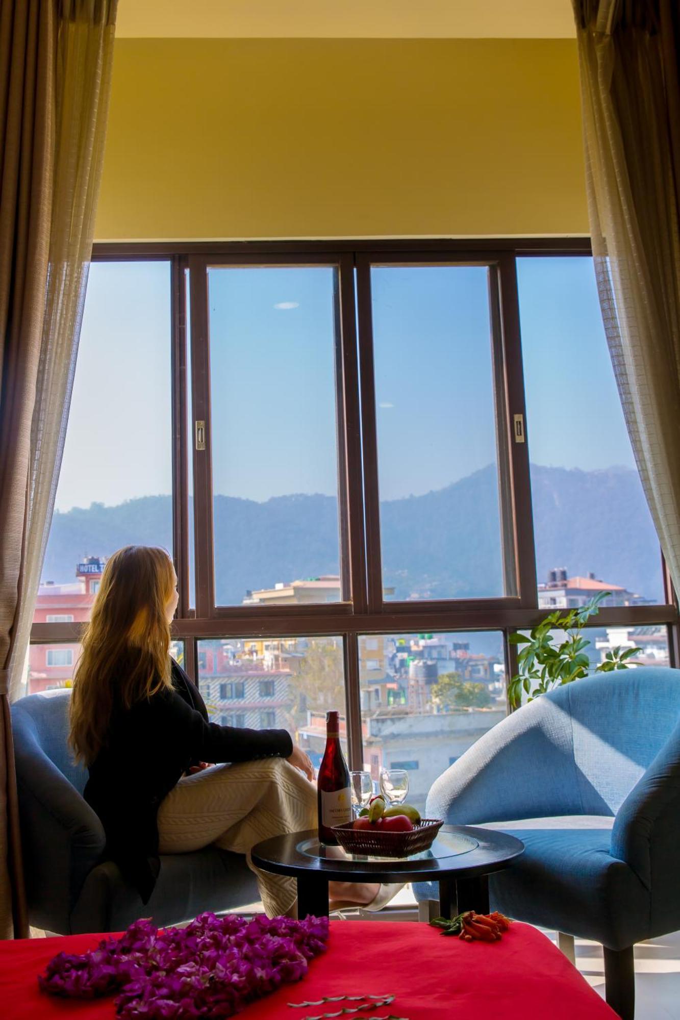 Tuki Resort Pokhara Extérieur photo
