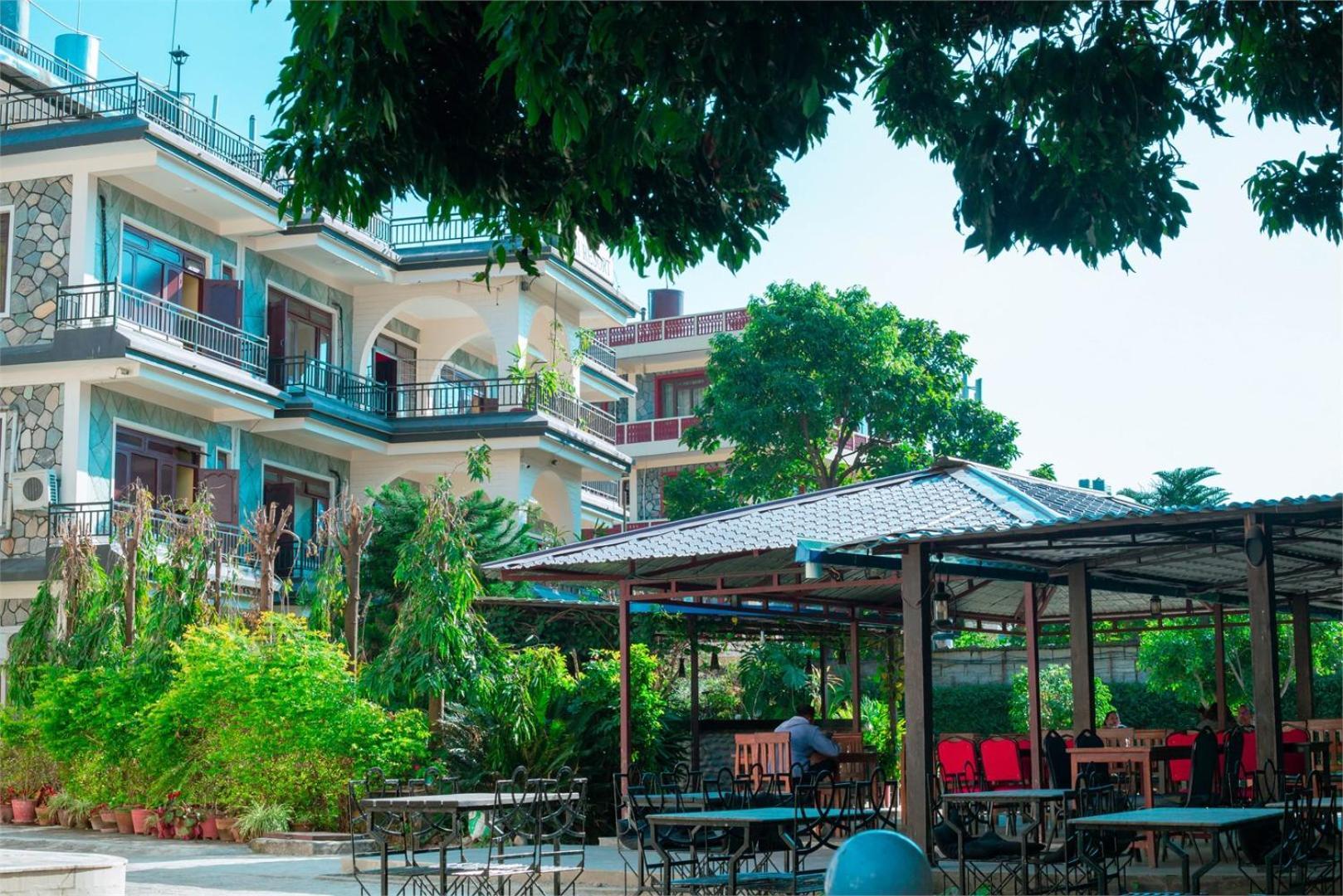 Tuki Resort Pokhara Extérieur photo
