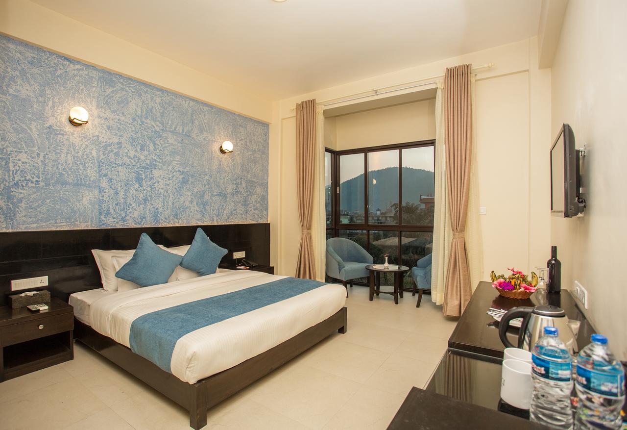 Tuki Resort Pokhara Extérieur photo