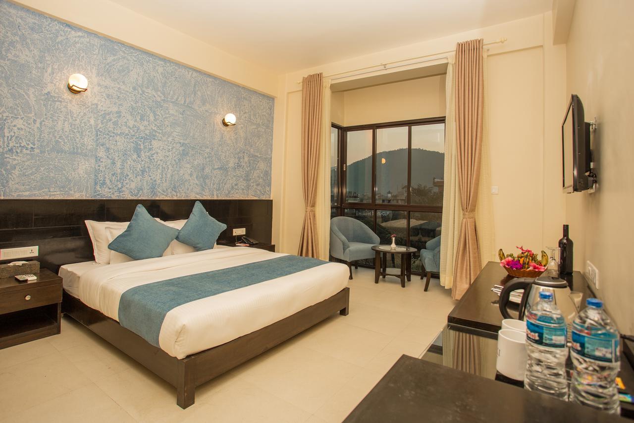 Tuki Resort Pokhara Extérieur photo
