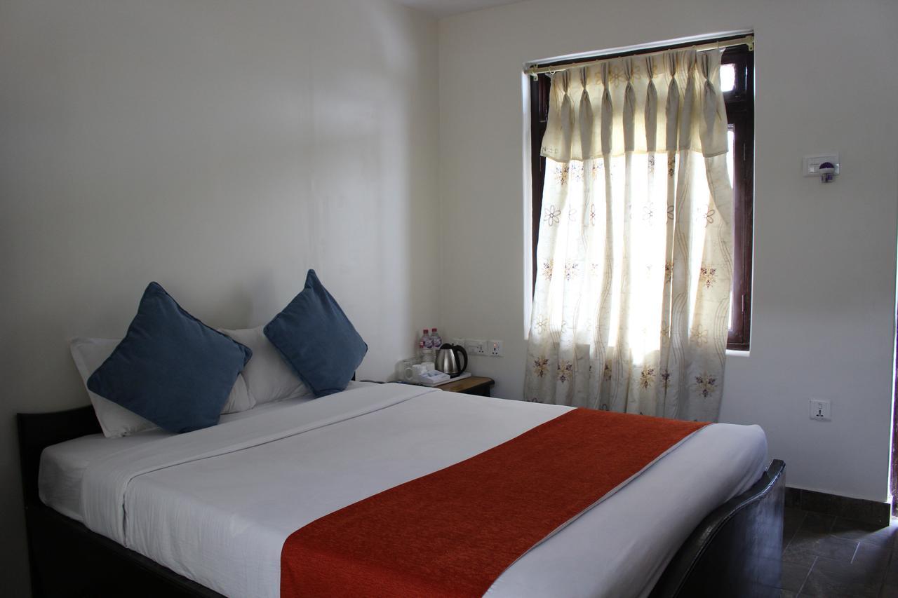Tuki Resort Pokhara Extérieur photo